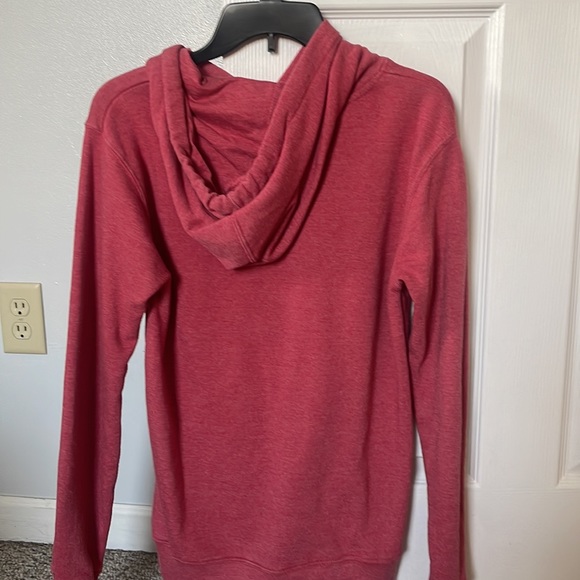 stretchy red Colorado hoodie - Picture 2 of 2